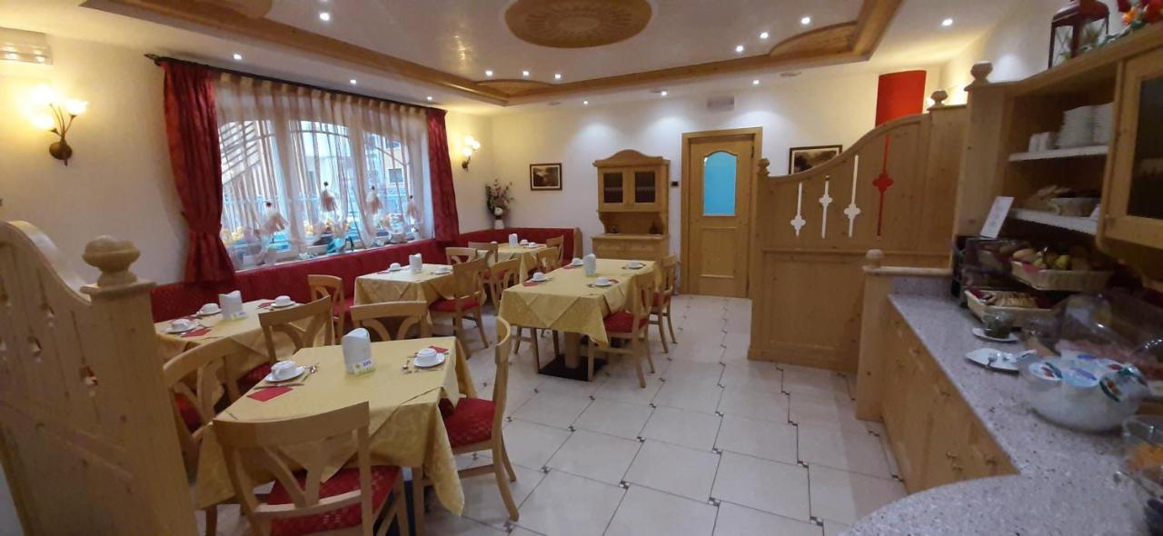 Hotel Garni Arnica Molveno Esterno foto
