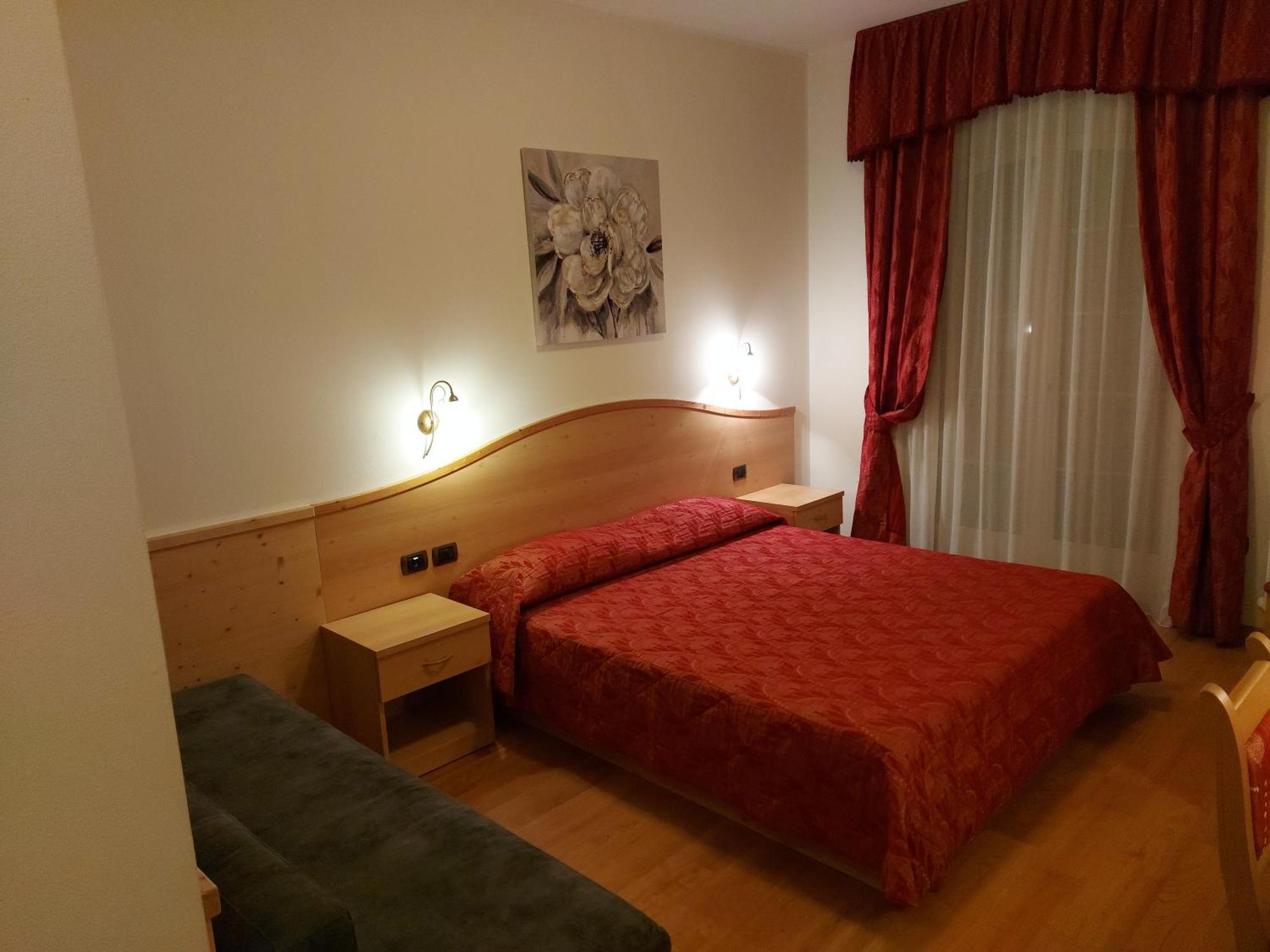 Hotel Garni Arnica Molveno Esterno foto
